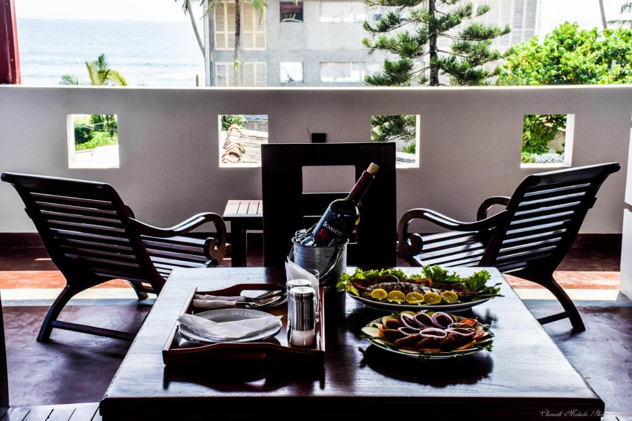Tenasi Beach Resort Ahangama Ngoại thất bức ảnh